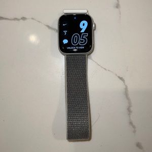 Men’s Apple Watch Band - Gray/White Sport Loop